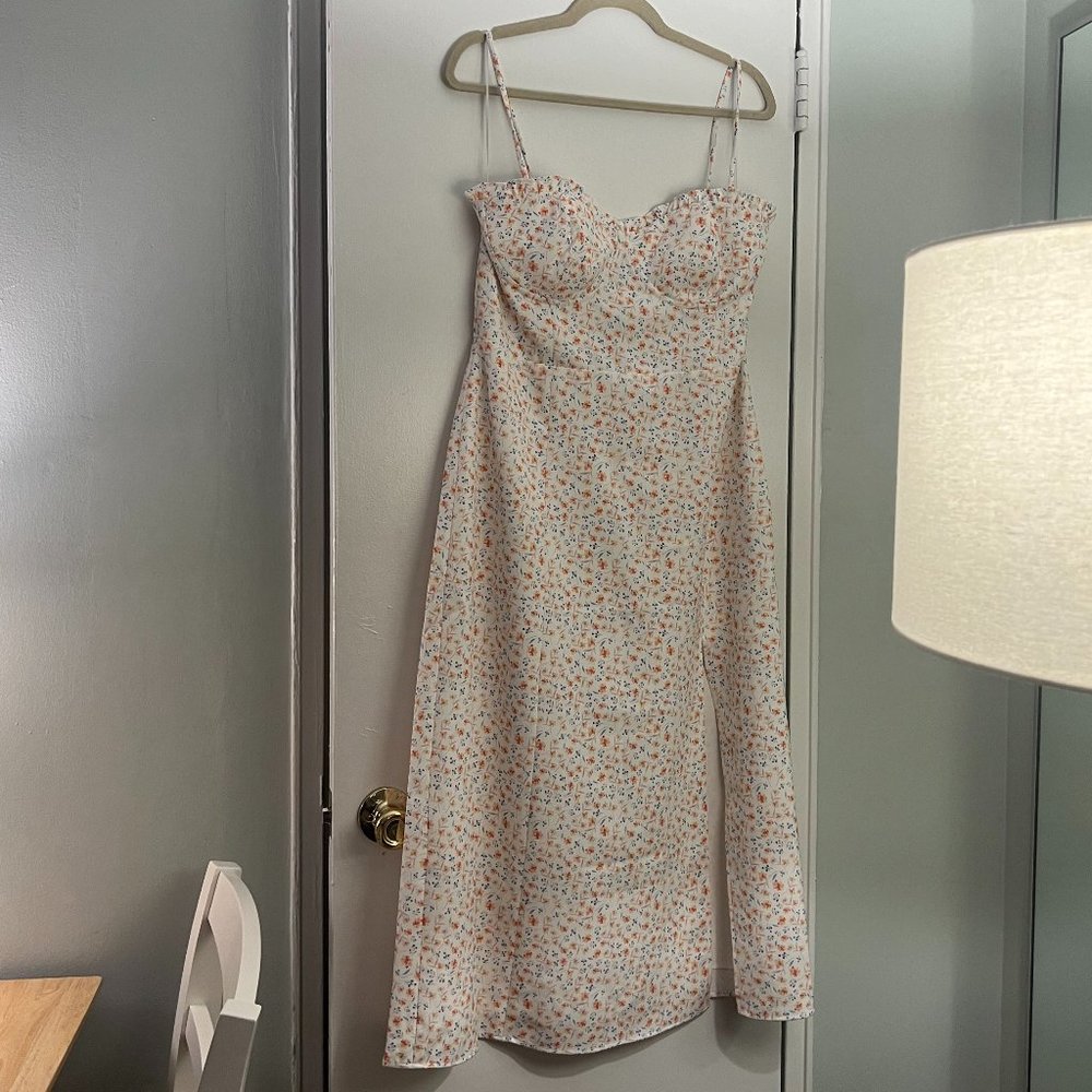 Floral dress w/ left leg slit